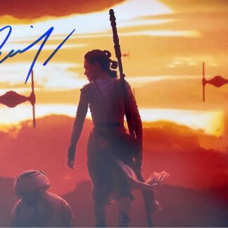 Daisy Ridley as Rey in Star Wars – Signed 8" x 10" Photo with COA