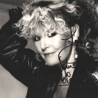 Glenn Close – Signed 10″ x 8″ Black and White Photo with COA