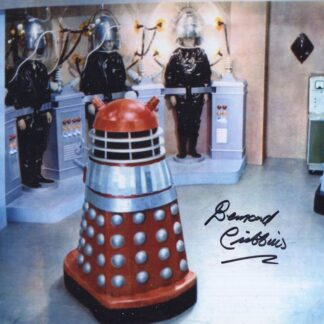 Bernard Cribbins as Tom Campbell in Doctor Who: Daleks' Invasion Earth 2150 A.D. – signed 10"x8" photo with COA