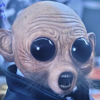 Kiran Shah as Neepers Panpick in Star Wars: The Last Jedi – signed 10"x8" photo