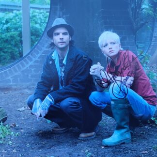 Hannah Spearritt as Abby Maitland in Primeval – signed 10"x8" photo