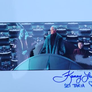 Lau Kamay as Szi Taria in Star Wars – signed 10"x8" photo