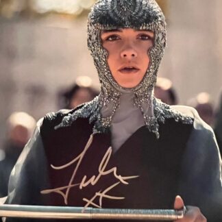 Florence Pugh as Princess Irulan in Dune: Part Two – signed 10"x8" photo with COA