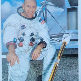 Alan Bean Apollo 12 astronaut - autographed photo 10" x 8"