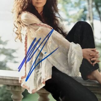 Shania Twain – signed 12"x8" photo with COA