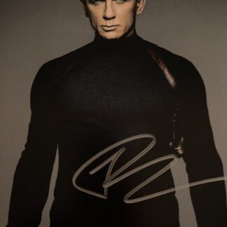 Daniel Craig as James Bond in Casino Royale – signed 10"x8" photo with COA