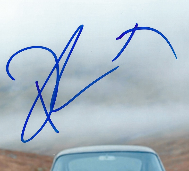 Daniel Craig as James Bond – signed 10"x8" photo with COA