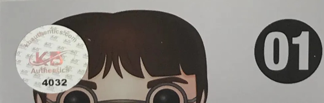Daniel Radcliffe as Harry Potter in Harry Potter - signed funko pop #01 - with COA