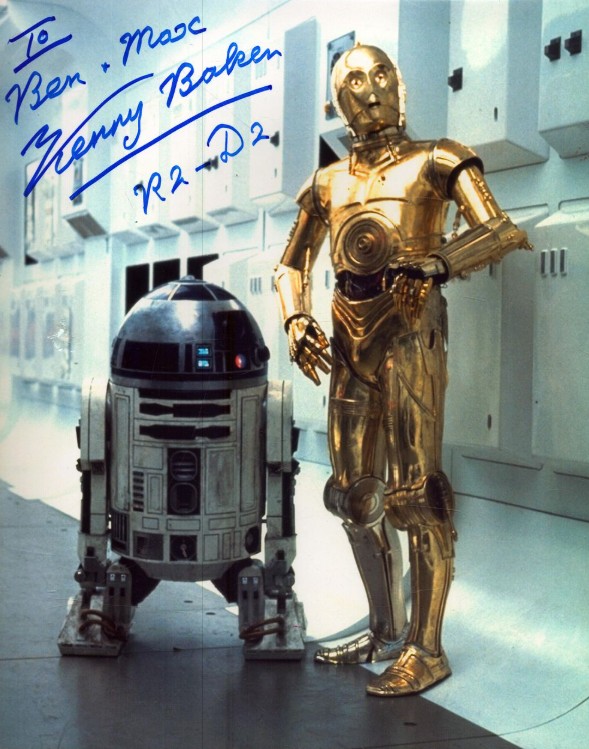 Kenny Baker as R2-D2 in Star Wars