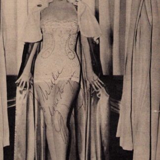 Marilyn Monroe - rare 6"x9" signed magazine photograph with COA